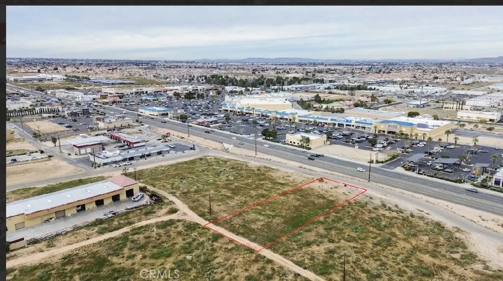 1 Bear Valley Road Hesperia, CA 92345 - Photo 5 of 10