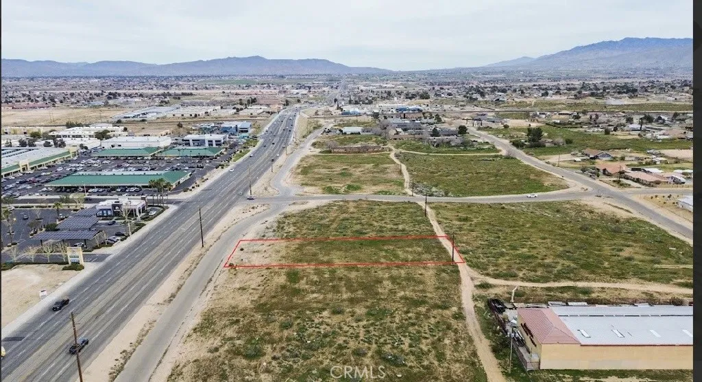 1 Bear Valley Road Hesperia, CA 92345 - Photo 8 of 10