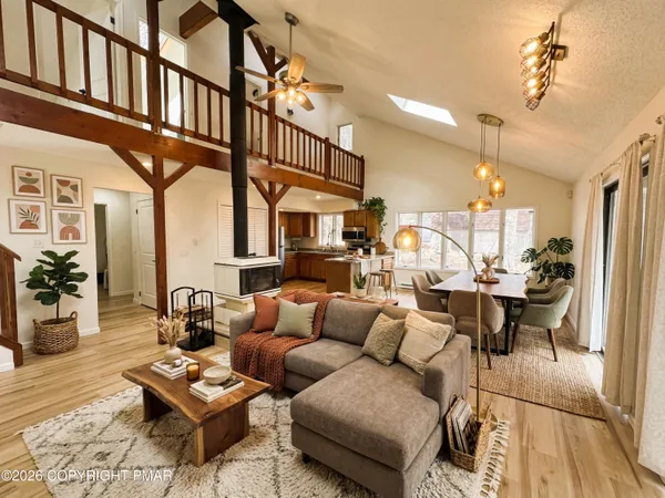 $2,150 | 7272 Long Pine Drive, Tobyhanna, PA 18466