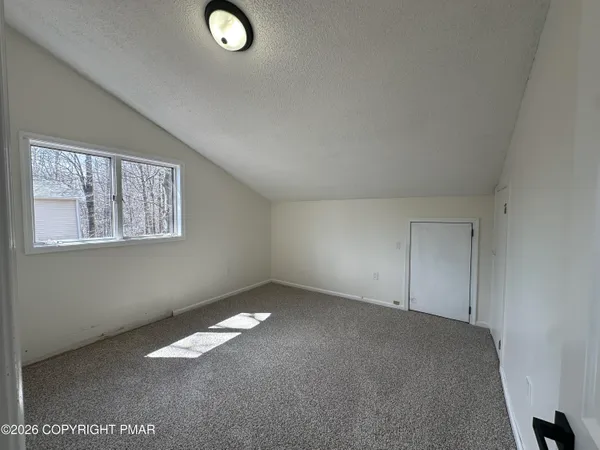 $2,150 | 7272 Long Pine Drive, Tobyhanna, PA 18466