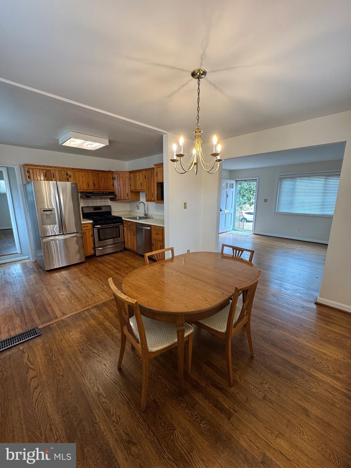 11325 Schuylkill Road Rockville, MD 20852 - Photo 7 of 30 Gallery Image 7