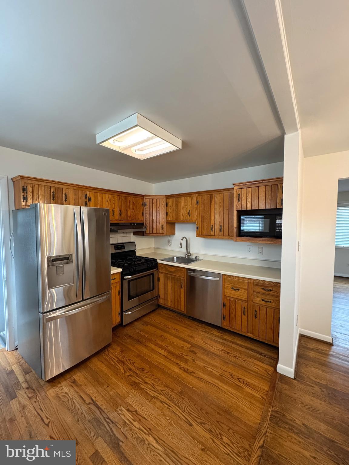 11325 Schuylkill Road Rockville, MD 20852 - Photo 8 of 30 Gallery Image 8