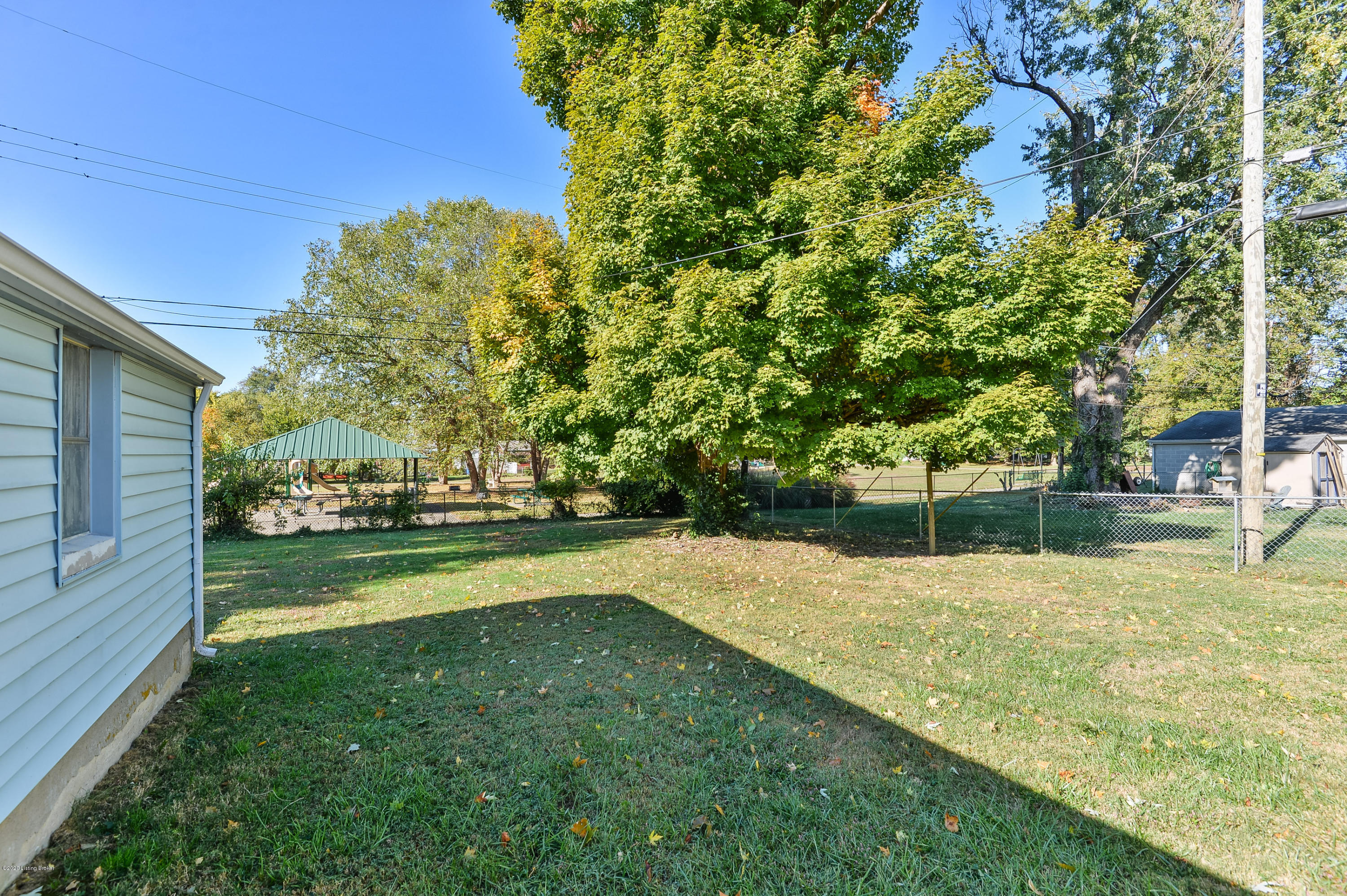 3824 Jupiter Road Louisville, KY 40218 - Photo 23 of 28 028 - 20201013 8696