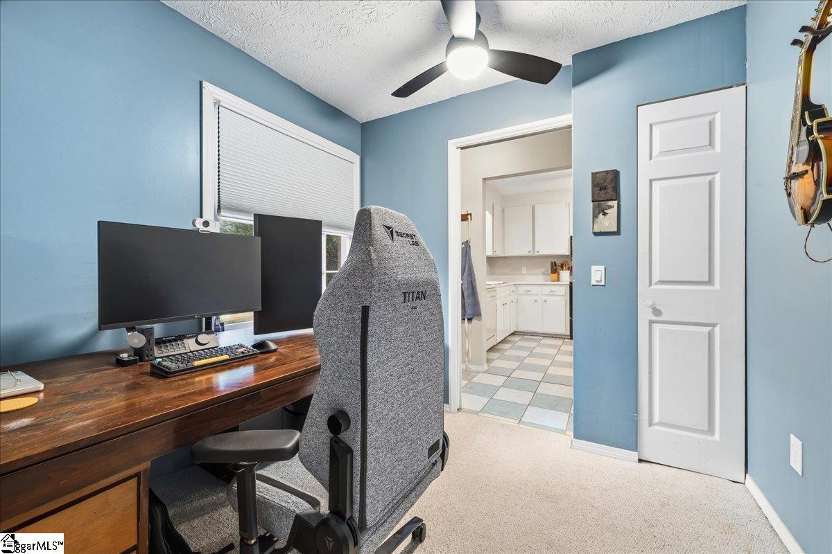 101 Ryan Street Taylors, SC 29687 - Photo 13 of 31