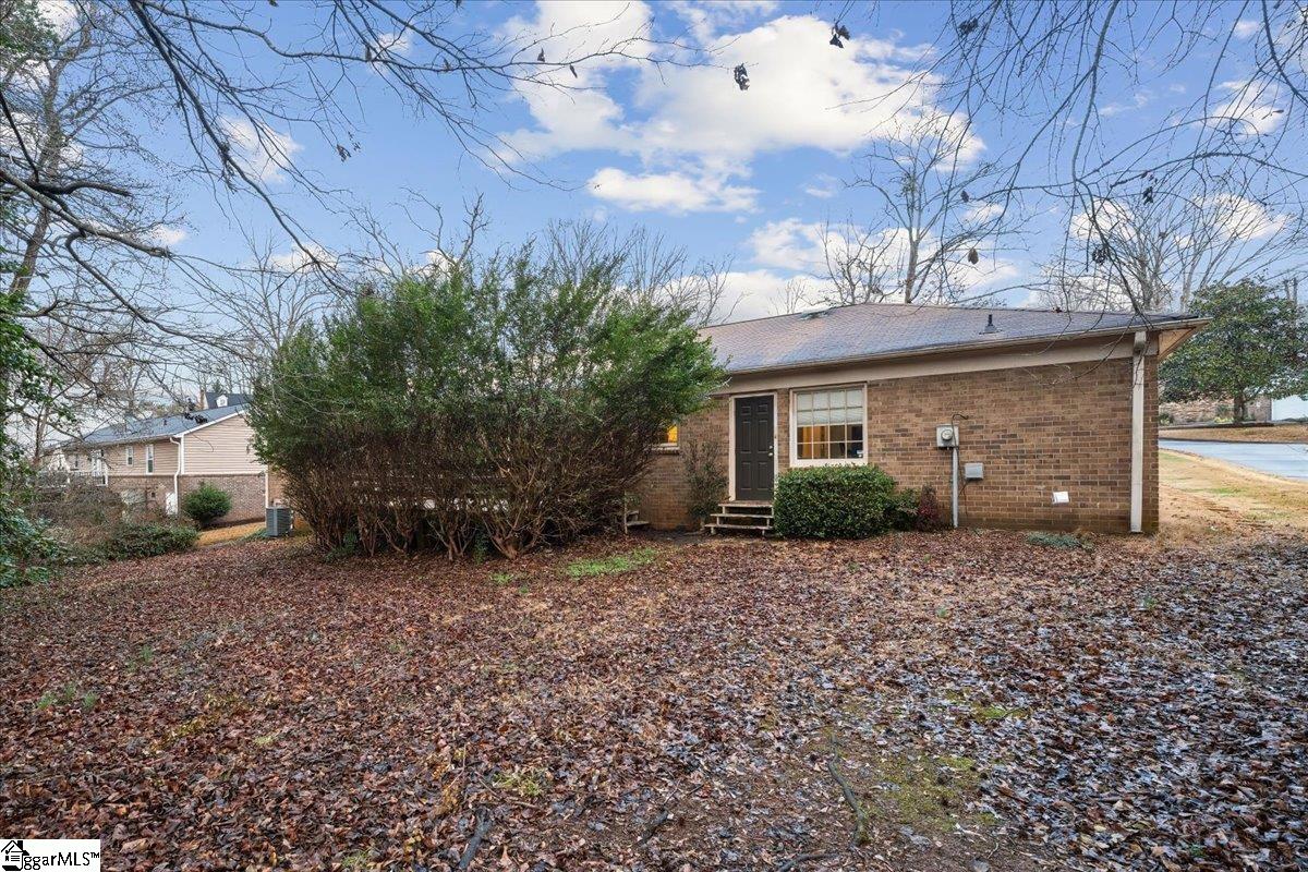 101 Ryan Street Taylors, SC 29687 - Photo 29 of 31