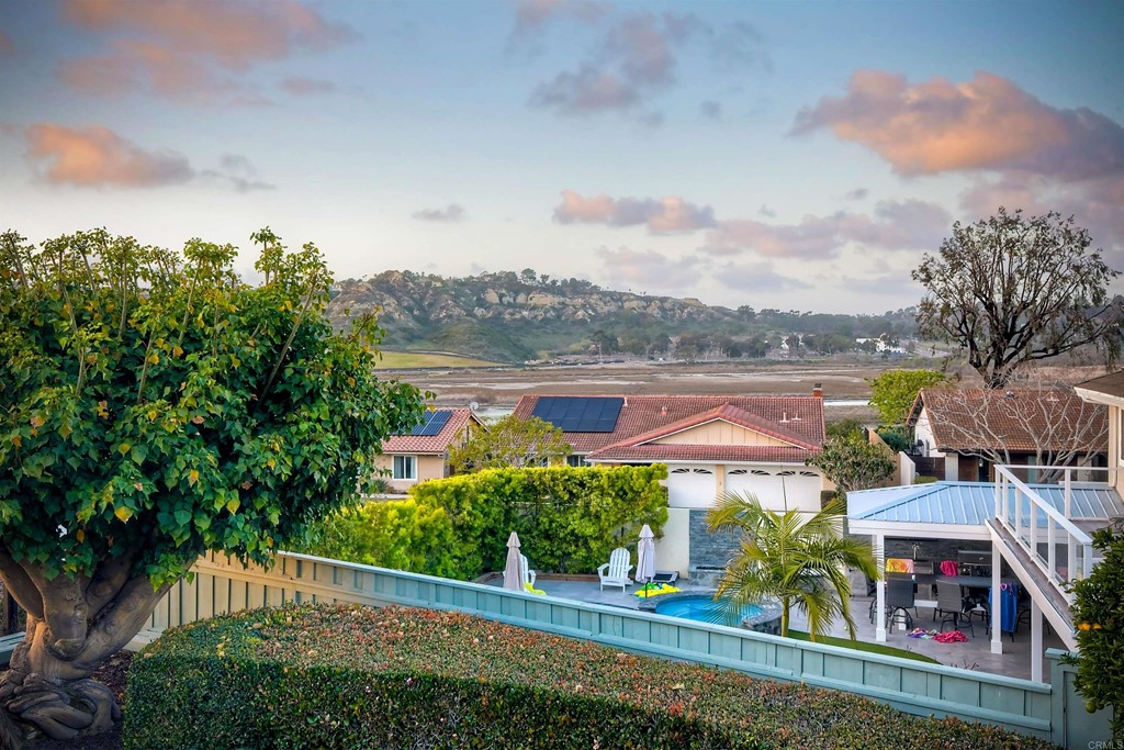 735 Santa Paula Solana Beach, CA 92075 - Photo 7 of 61 a view of a city with lawn chairs