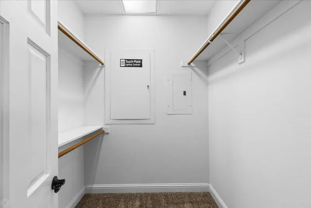 $1,100,000 | 22090 Arburua Road, Los Banos, CA 93635