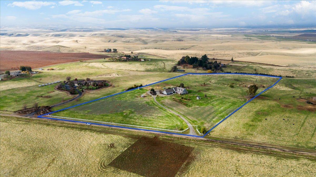 22090 Arburua Road Los Banos, CA 93635 - Photo 8 of 90