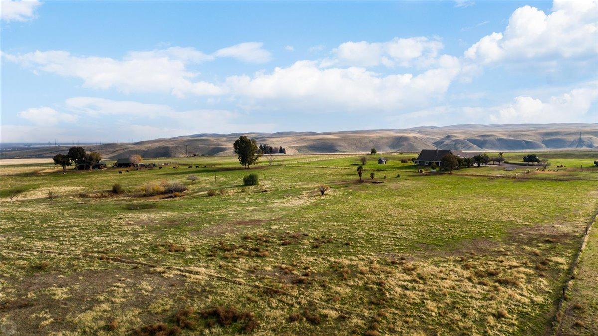 22090 Arburua Road Los Banos, CA 93635 - Photo 84 of 90