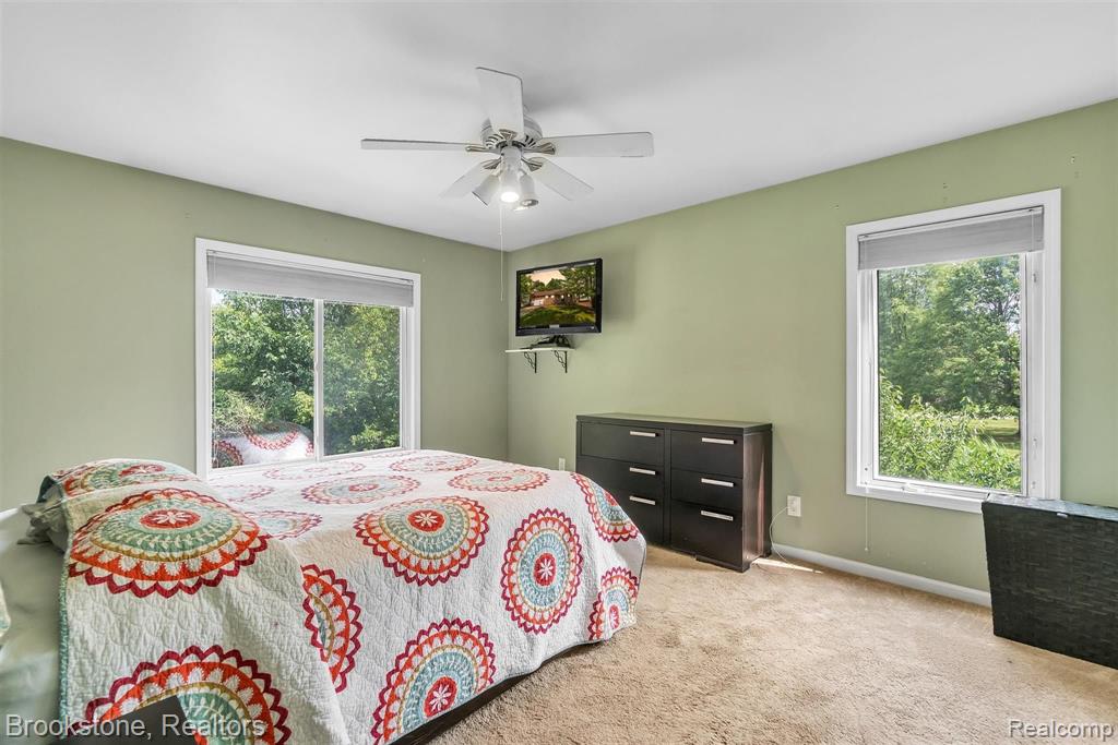 451 John R Road Rochester Hills, MI 48307 - Photo 12 of 25