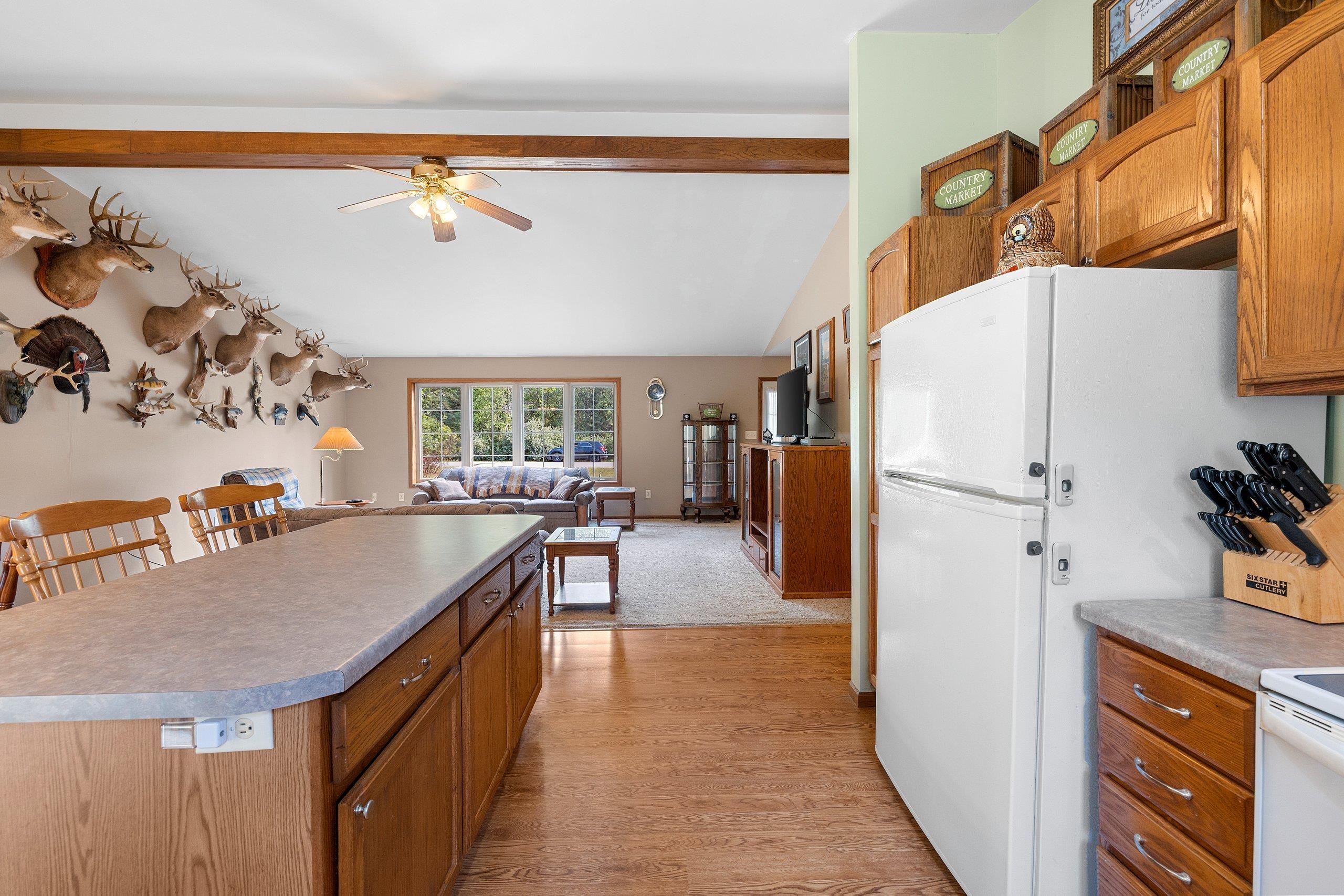 5808 Lade Beach Road Little Suamico, WI 54141 - Photo 10 of 50 Gallery Image 10