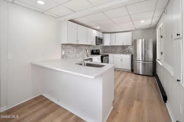 $339,999 | 6 Woodside Avenue, Moreau, NY 12803