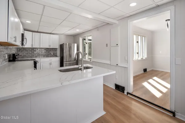 $339,999 | 6 Woodside Avenue, Moreau, NY 12803