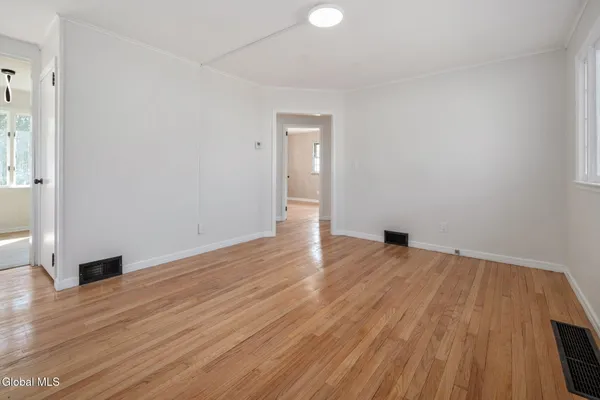 $339,999 | 6 Woodside Avenue, Moreau, NY 12803