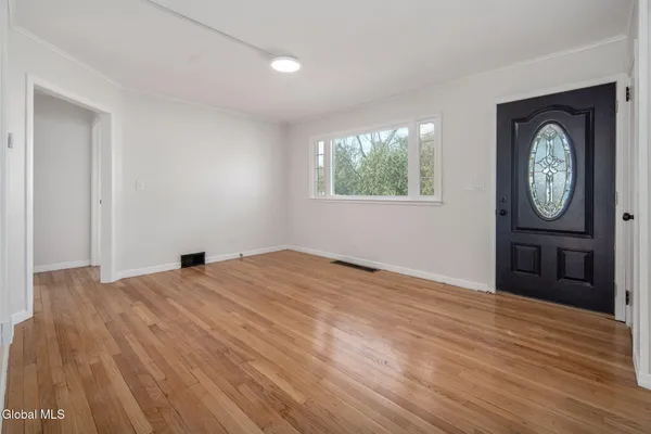 $339,999 | 6 Woodside Avenue, Moreau, NY 12803