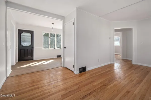 $339,999 | 6 Woodside Avenue, Moreau, NY 12803