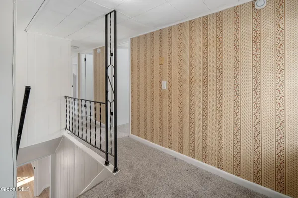 $339,999 | 6 Woodside Avenue, Moreau, NY 12803