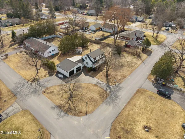 $339,999 | 6 Woodside Avenue, Moreau, NY 12803