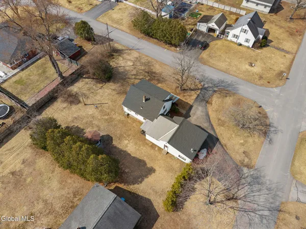 $339,999 | 6 Woodside Avenue, Moreau, NY 12803