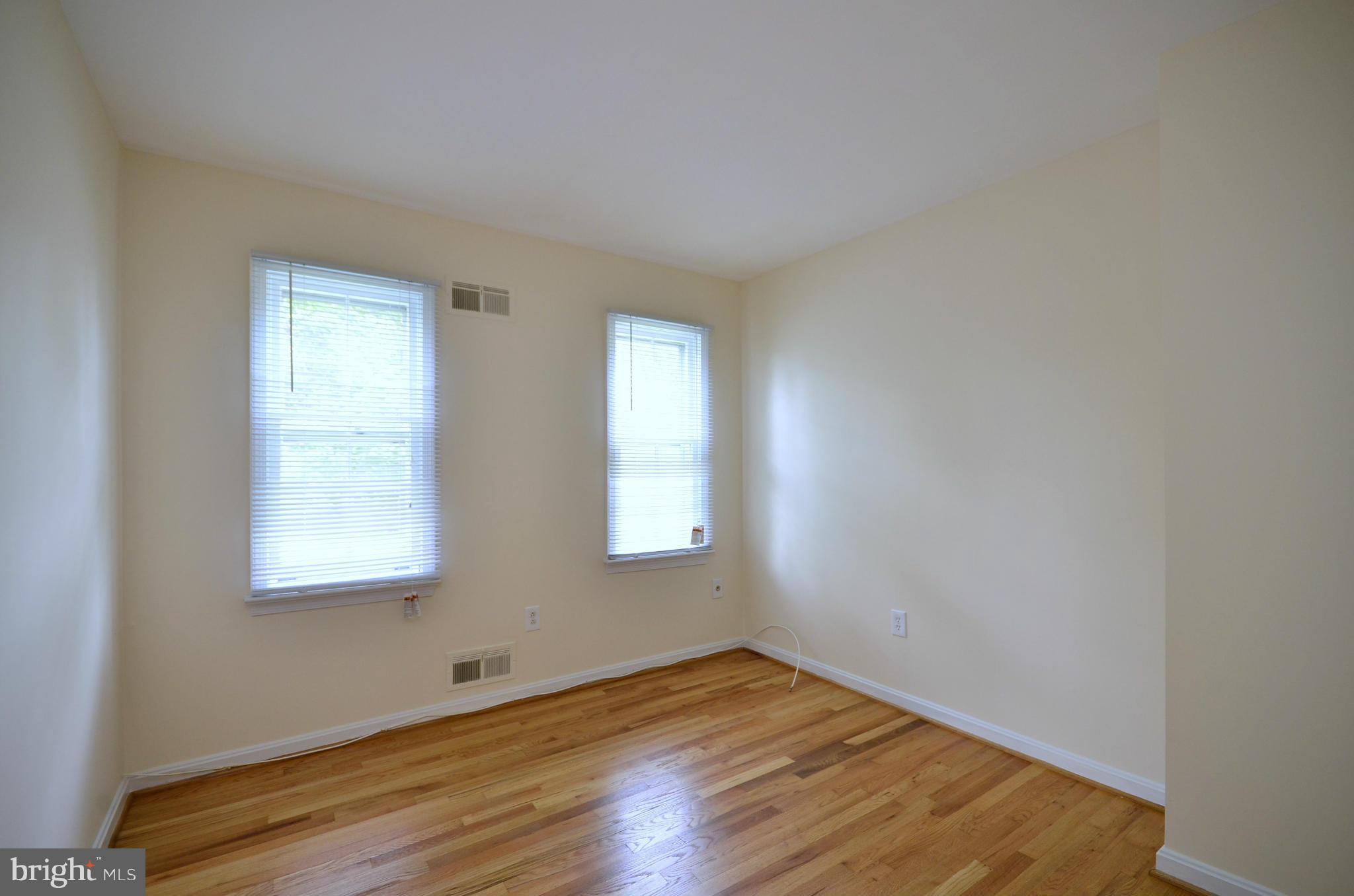 8620 Atwell Road Potomac, MD 20854 - Photo 14 of 30 Bedroom