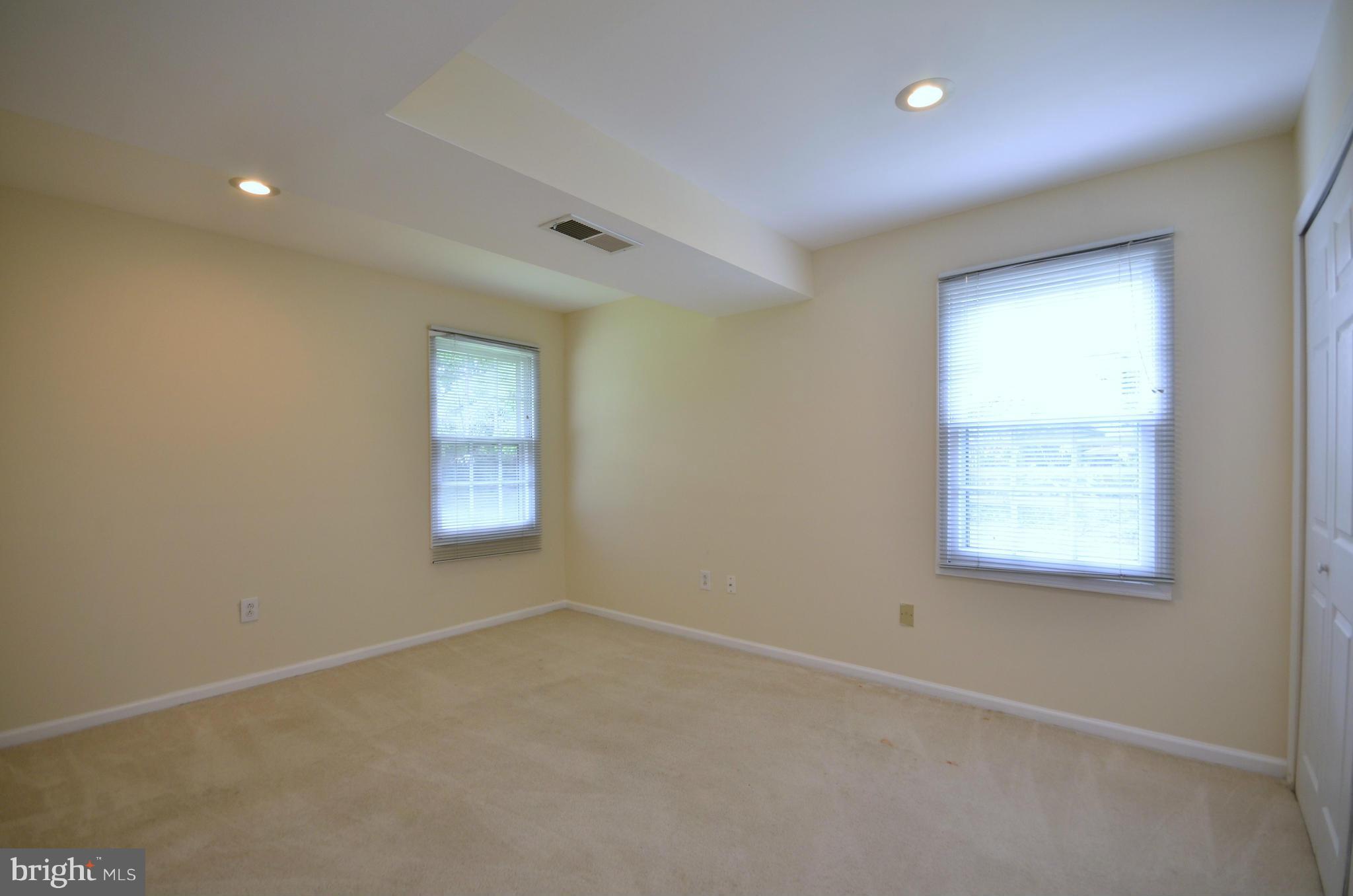 8620 Atwell Road Potomac, MD 20854 - Photo 15 of 30 Bedroom