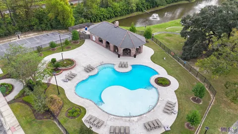 $749,500 | 8133 Willow Grove Boulevard, Baton Rouge, LA 70810