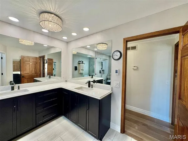 $459,000 | 213 West Wood Street, Shelbina, MO 63468