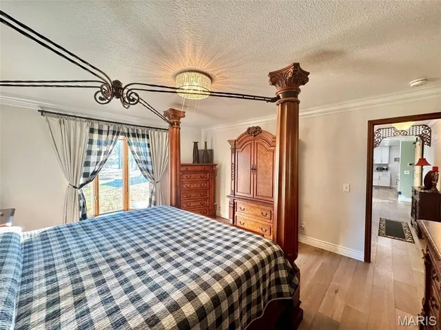 $479,000 | 213 West Wood Street, Shelbina, MO 63468