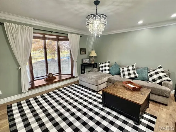 $459,000 | 213 West Wood Street, Shelbina, MO 63468