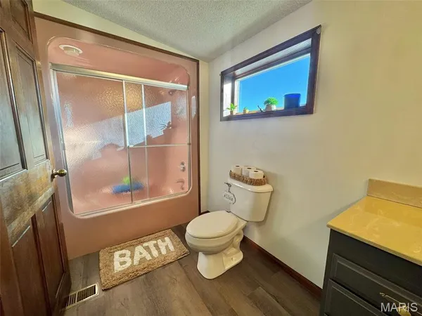 $459,000 | 213 West Wood Street, Shelbina, MO 63468