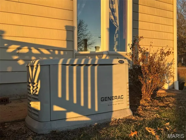 $479,000 | 213 West Wood Street, Shelbina, MO 63468