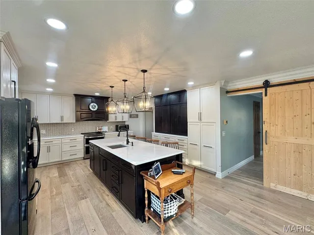 $479,000 | 213 West Wood Street, Shelbina, MO 63468