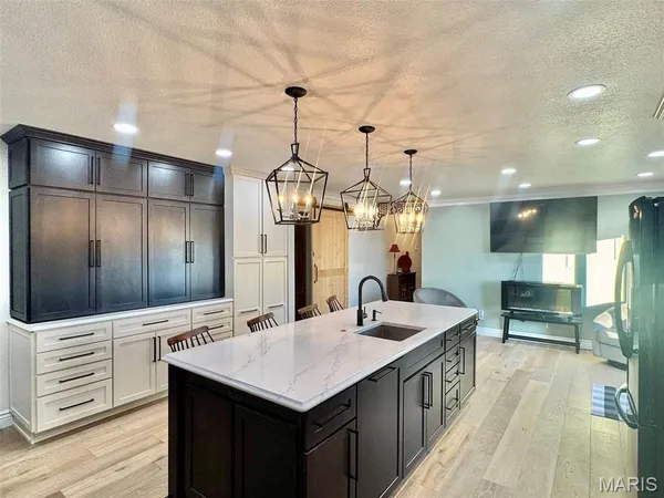 $459,000 | 213 West Wood Street, Shelbina, MO 63468