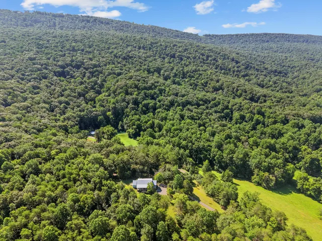 $749,000 | 533 Gun Shop Road, Dunlap, TN 37327