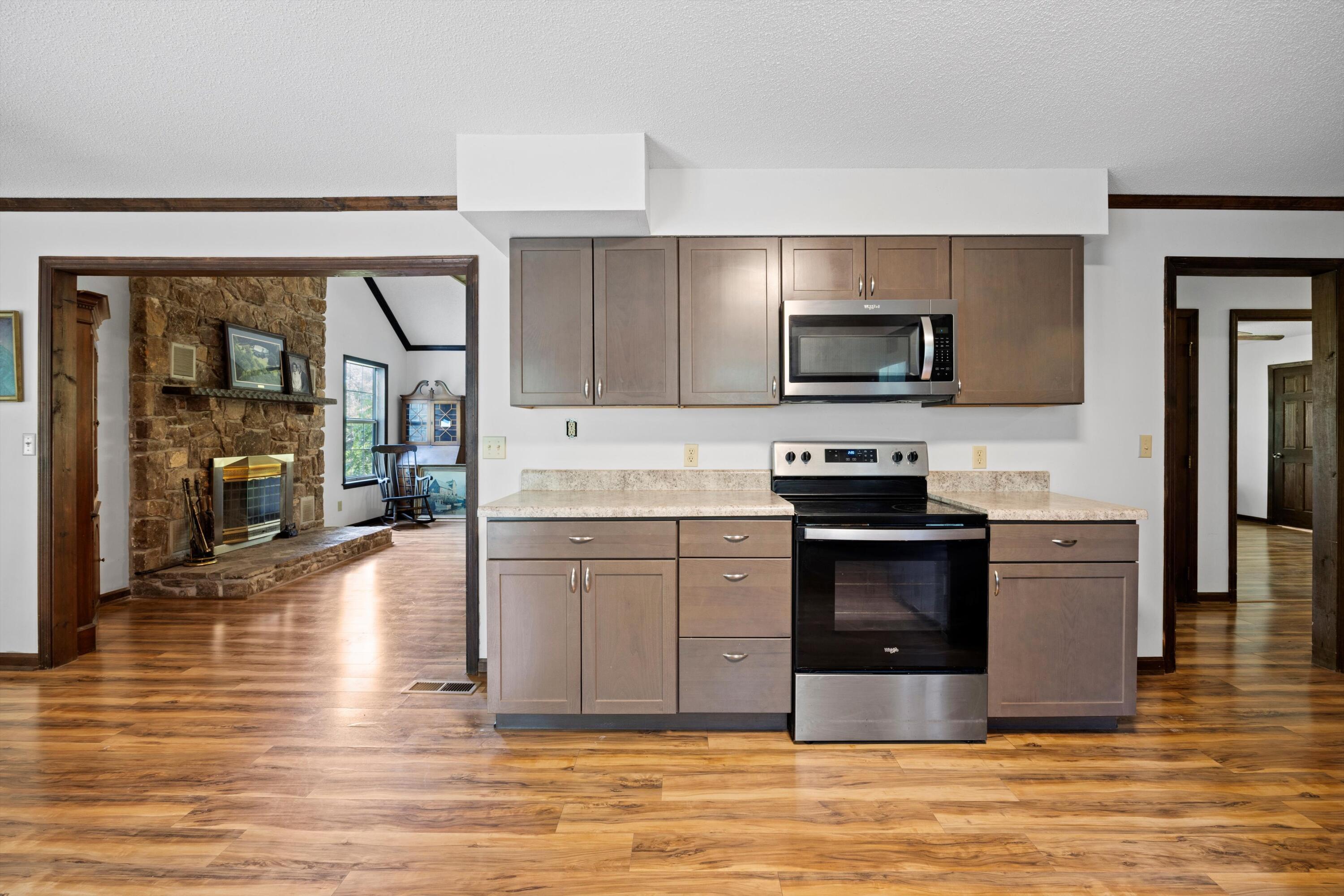 533 Gun Shop Road Dunlap, TN 37327 - Photo 5 of 52 11-090A4295