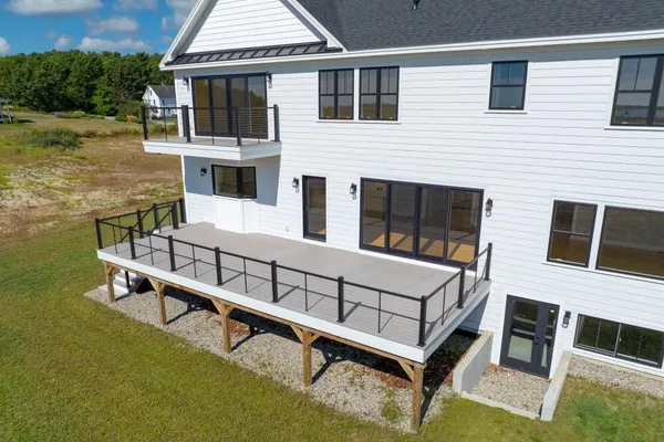 $2,495,000 | 49 Seaveys Landing Road, Scarborough, ME 04074