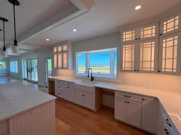 $2,495,000 | 49 Seaveys Landing Road, Scarborough, ME 04074