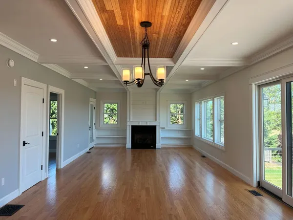 $2,495,000 | 49 Seaveys Landing Road, Scarborough, ME 04074
