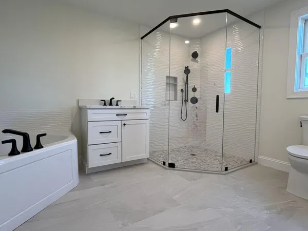 $2,495,000 | 49 Seaveys Landing Road, Scarborough, ME 04074
