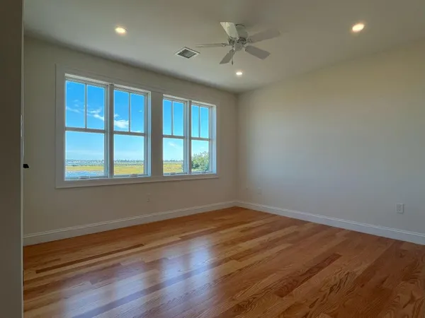 $2,495,000 | 49 Seaveys Landing Road, Scarborough, ME 04074