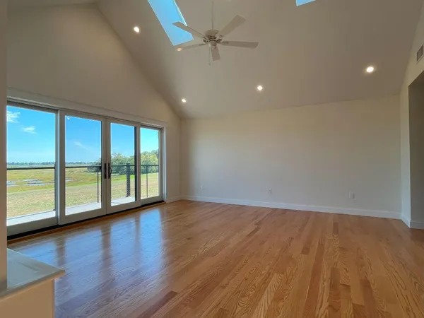 $2,495,000 | 49 Seaveys Landing Road, Scarborough, ME 04074
