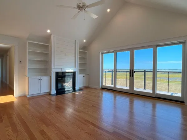 $2,495,000 | 49 Seaveys Landing Road, Scarborough, ME 04074