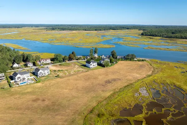 $2,495,000 | 49 Seaveys Landing Road, Scarborough, ME 04074