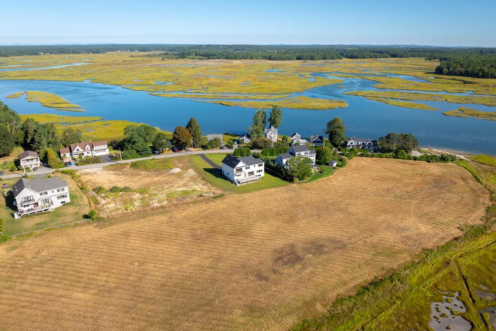 49 Seaveys Landing Road Scarborough, ME 04074 - Photo 10 of 85 09