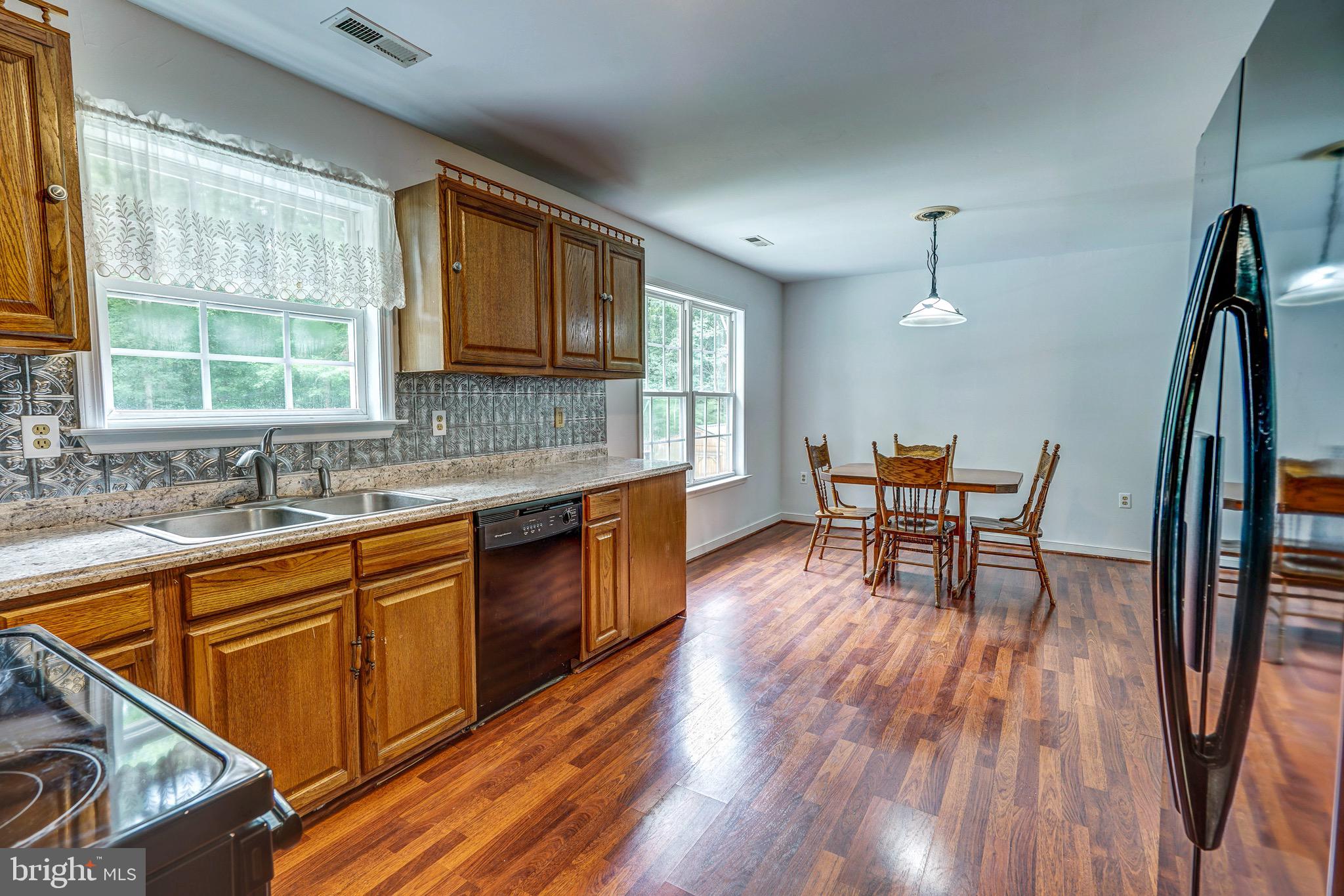 285 Price Road Louisa, VA 23093 - Photo 3 of 49 Gallery Image 3