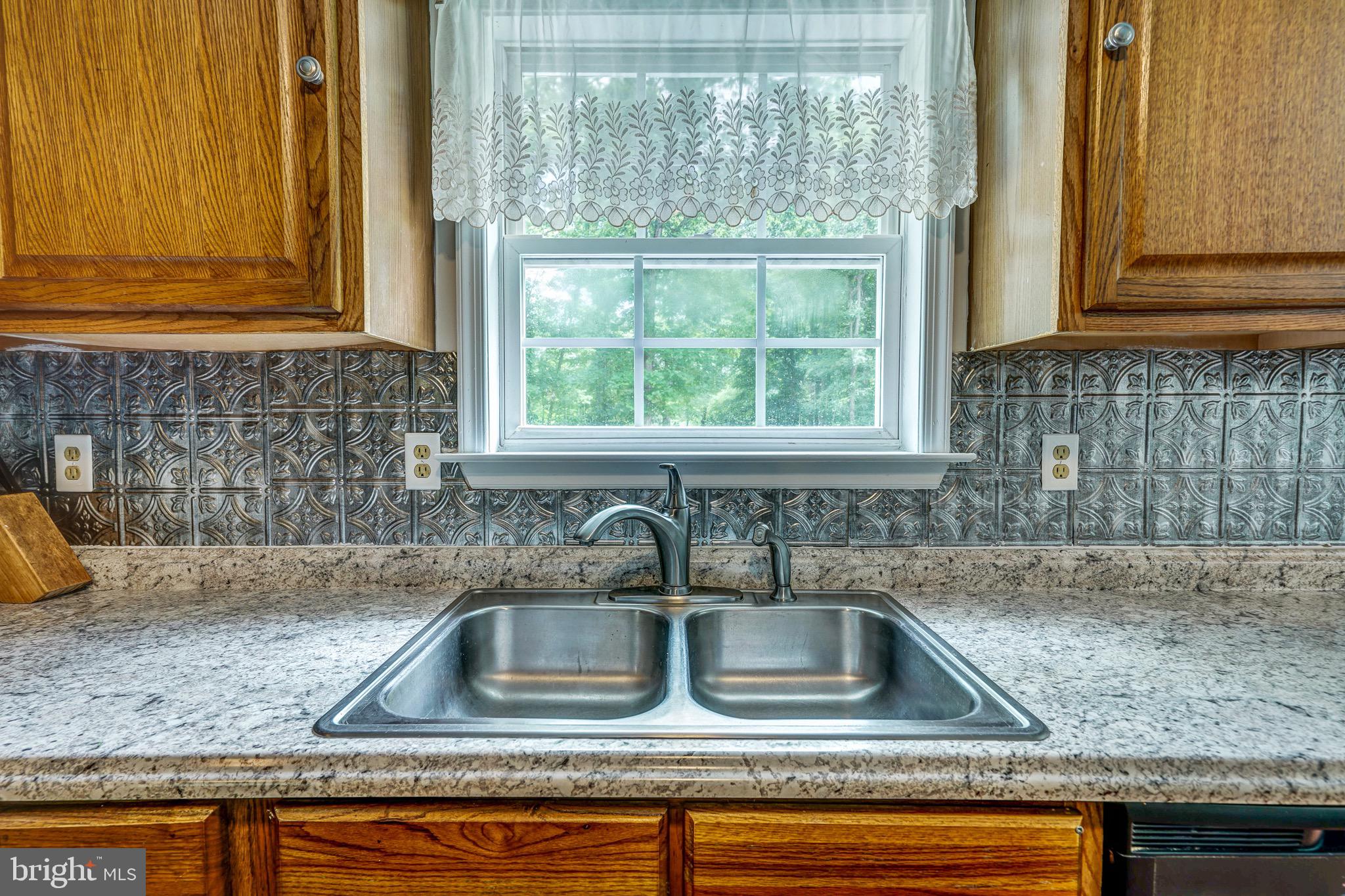 285 Price Road Louisa, VA 23093 - Photo 4 of 49 Gallery Image 4