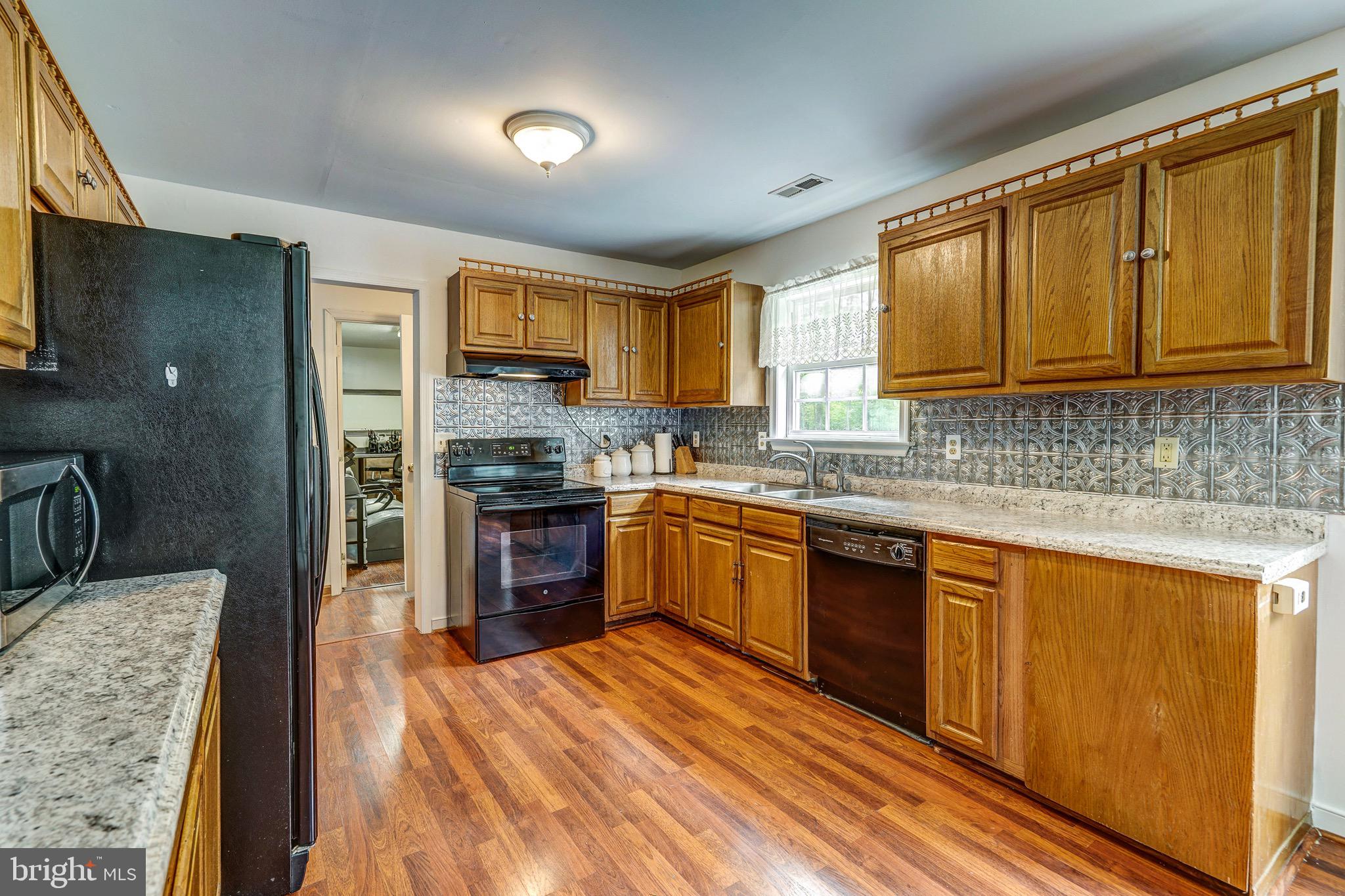 285 Price Road Louisa, VA 23093 - Photo 8 of 49 Gallery Image 8