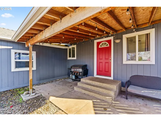 a front view of a house