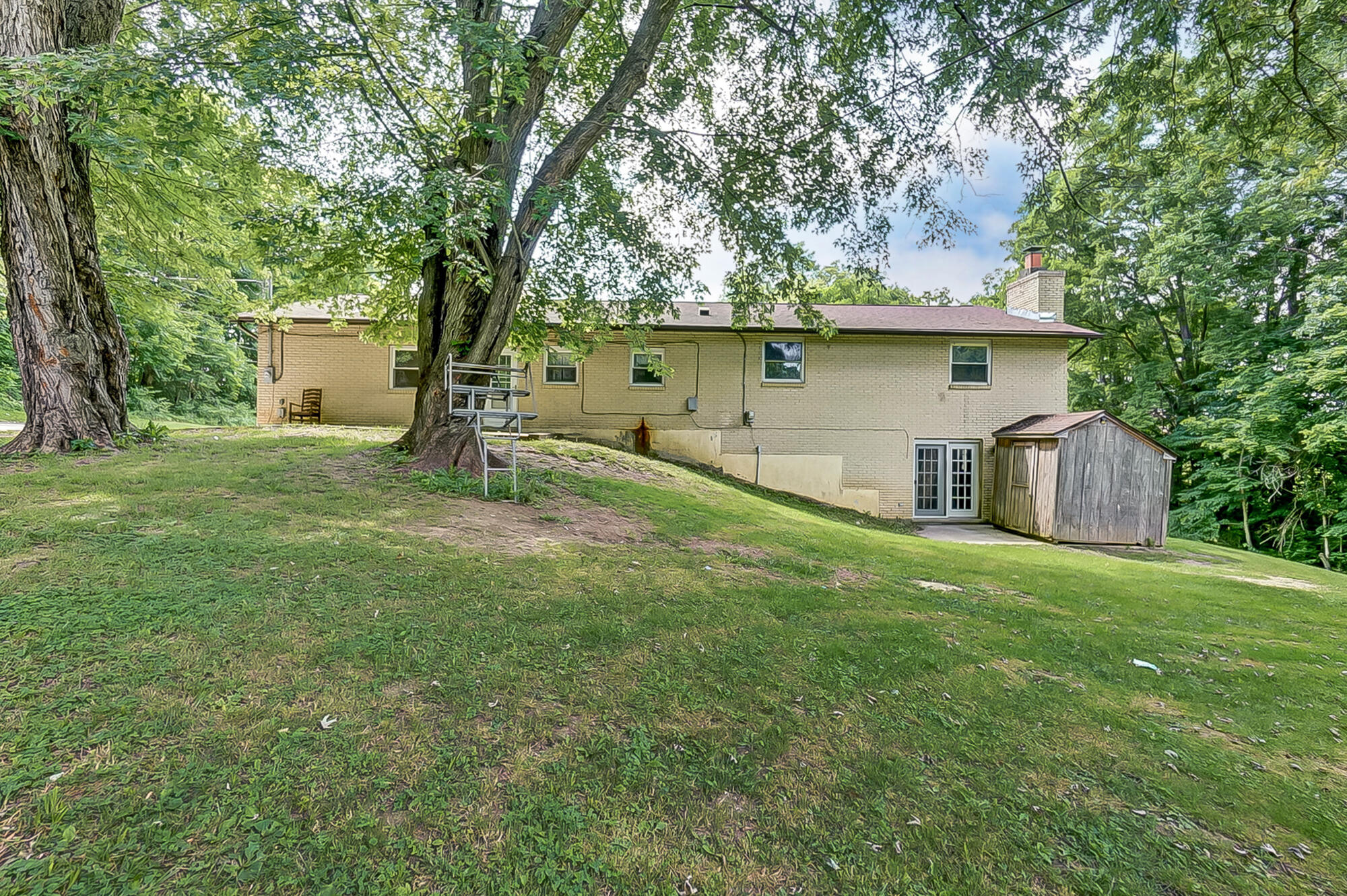 5580 Knollwood Road Springfield, OH 45502 - Photo 37 of 40