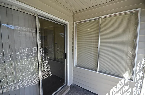 $1,800 | 10143 Towne Mist Drive, Sugar Land, TX 77498